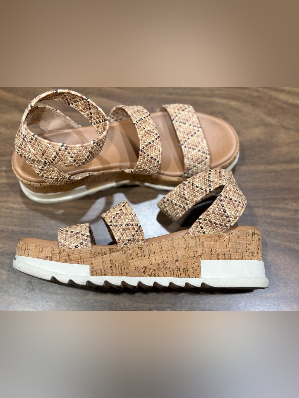 Steve Madden - Stylish Tan Woven Sandals